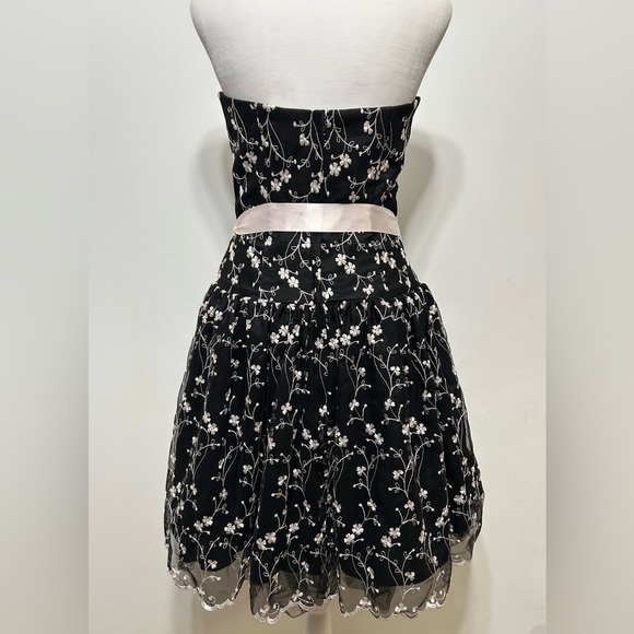 Jessica McClintock Gunne Sax Vintage Y2K Strapless Floral Homecoming Dress - Picture 4 of 10